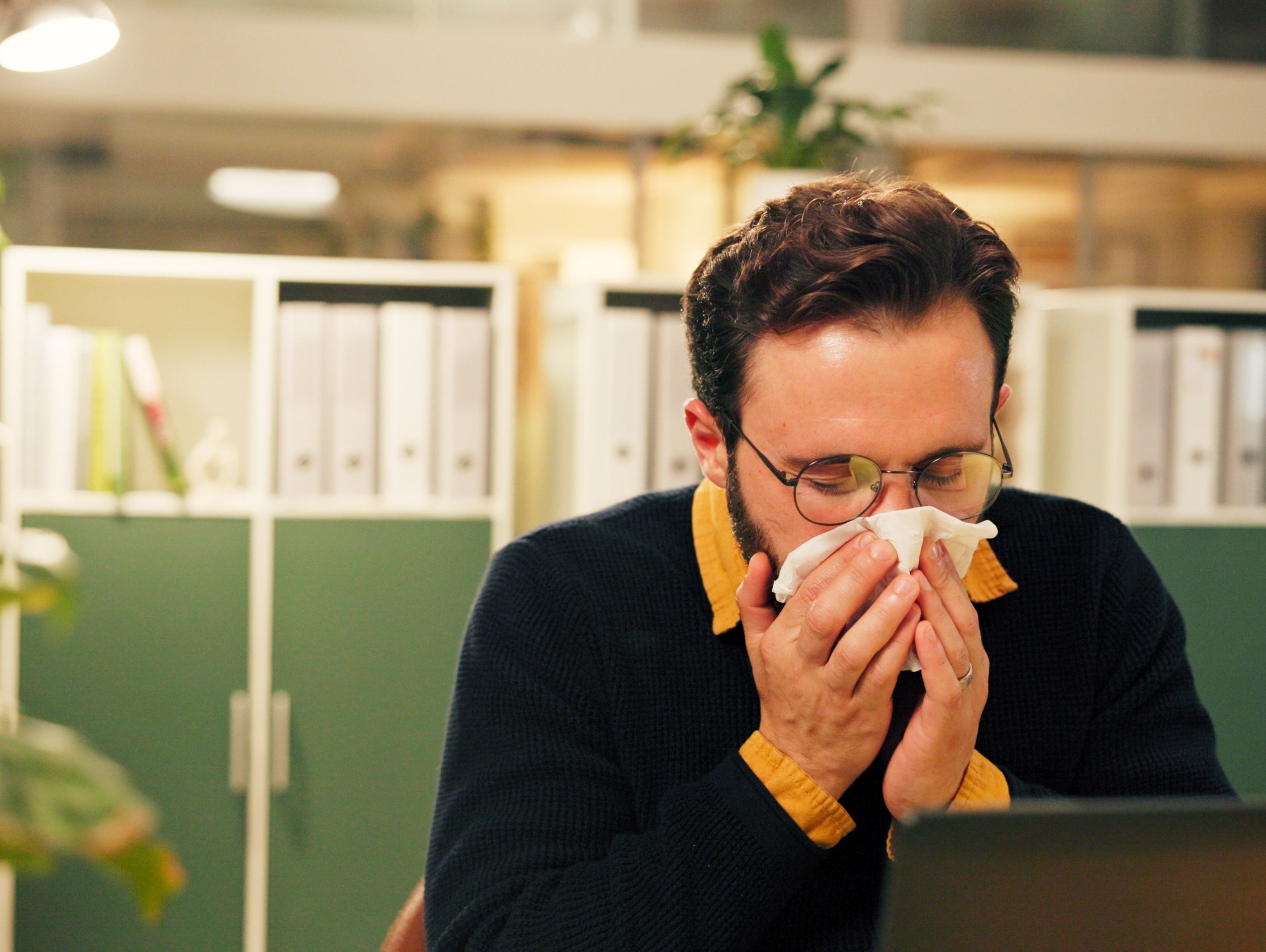 Cómo proteger tus ojos durante la época de alergias